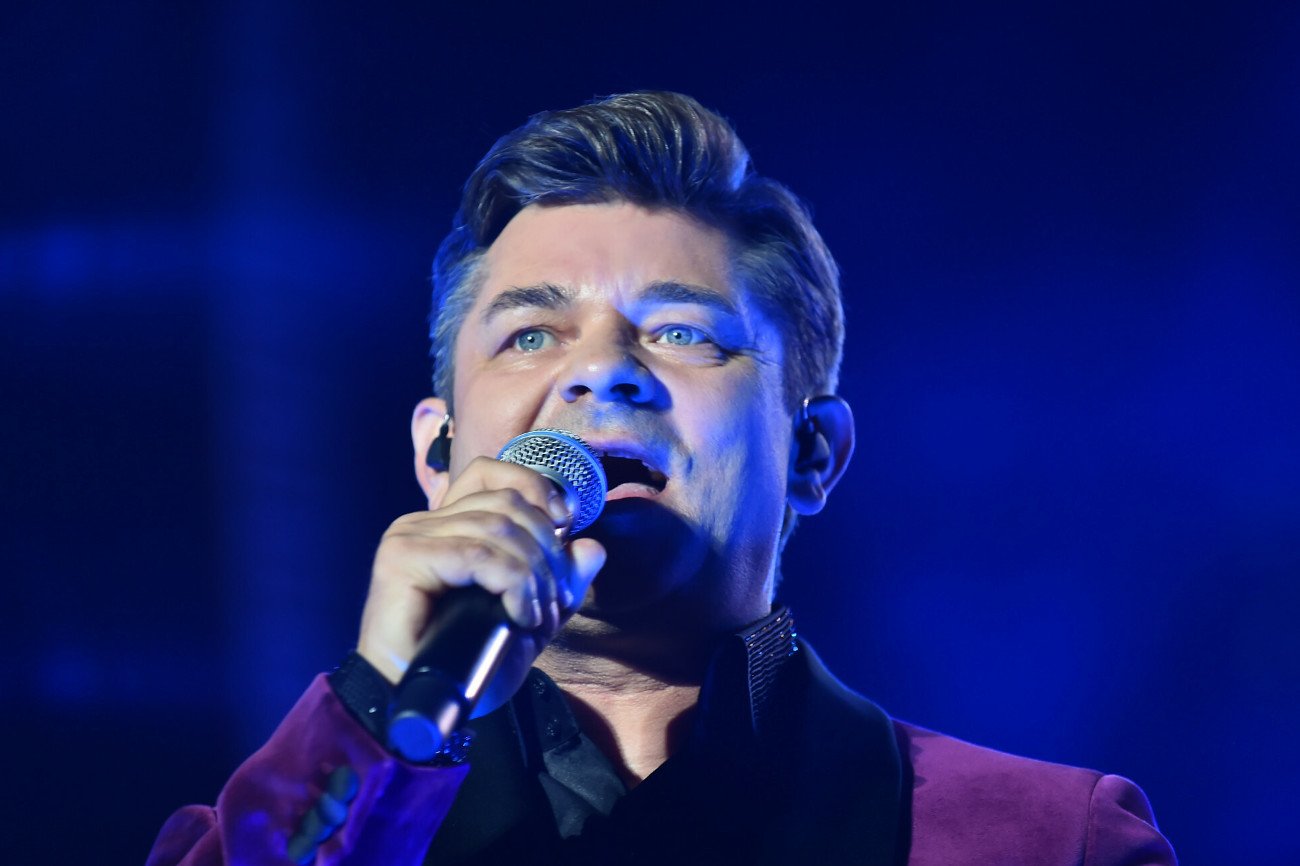 Zenon Martyniuk został obrzucony jajkami we Włodawie. Powiedział, że zdarzyło mu się to pierwszy raz.