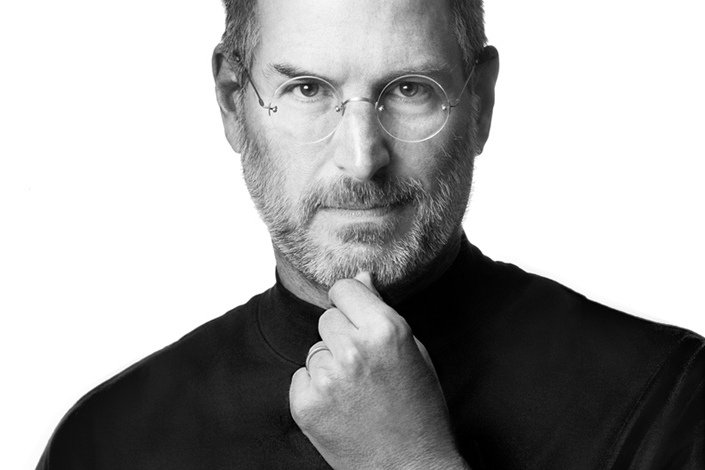 Steve Jobs, nieżyjący już współtwórca Apple, oprócz swojego półgolfu, znany był z zamiłowania dla zwykłych jeansów.