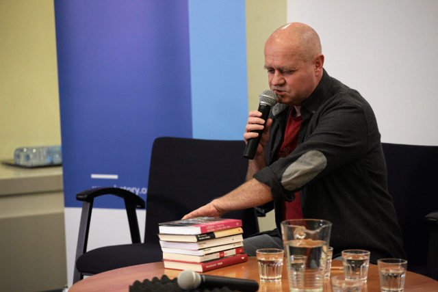 Roman Kurkiewicz został zwolniony z radia RDC.