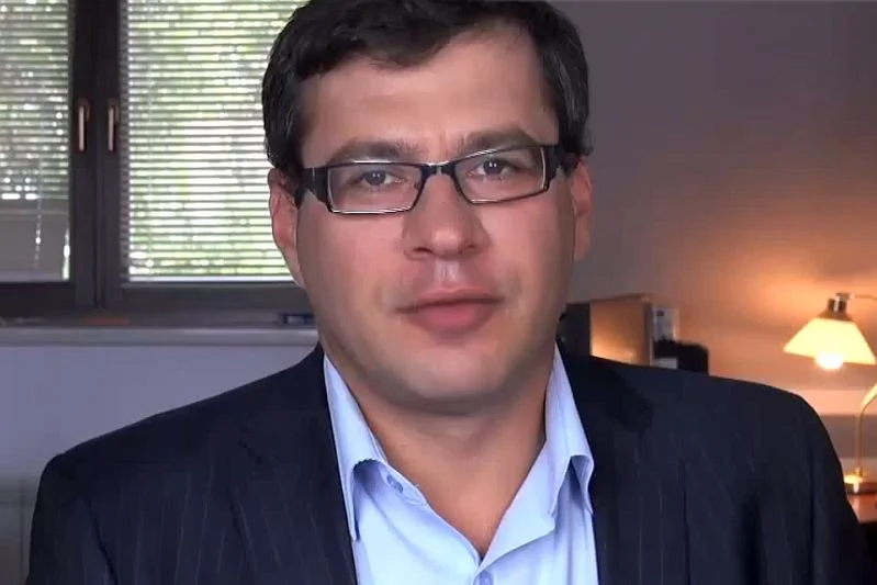 Jacek Karnowski z wPolityce.pl i "w Sieci" ostrzega przed komputerami i twierdzi, że celem mediów powinna być władza.