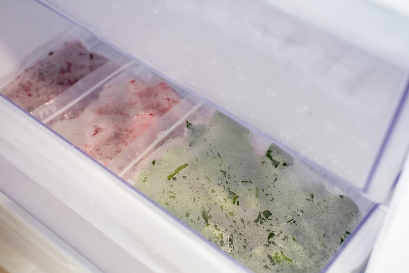 Szron w lodówce – co to znaczy? To wskazuje na problem Szron w lodówce – co to znaczy? To wskazuje na problem