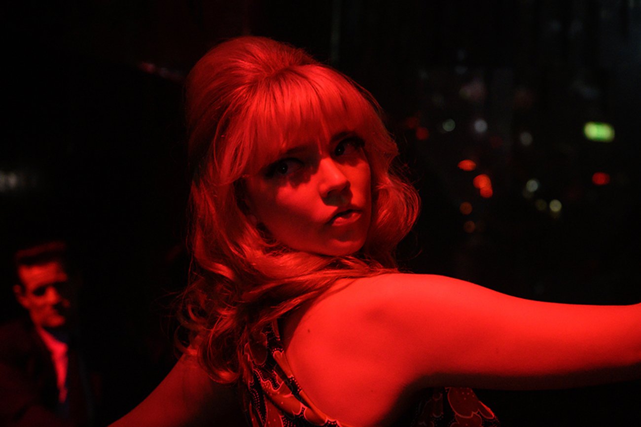 Recenzja horroru "Ostatniej nocy w Soho" z Anyą Taylor-Joy ("Gambit królowej").