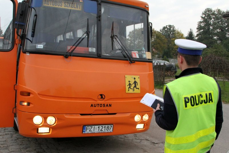 Kierowca autobusu uratował 13-latka dźgniętego nożem