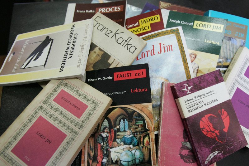 Z podstawy programowej dla liceum mogą zniknąć Franz Kafka i Bruno Schulz