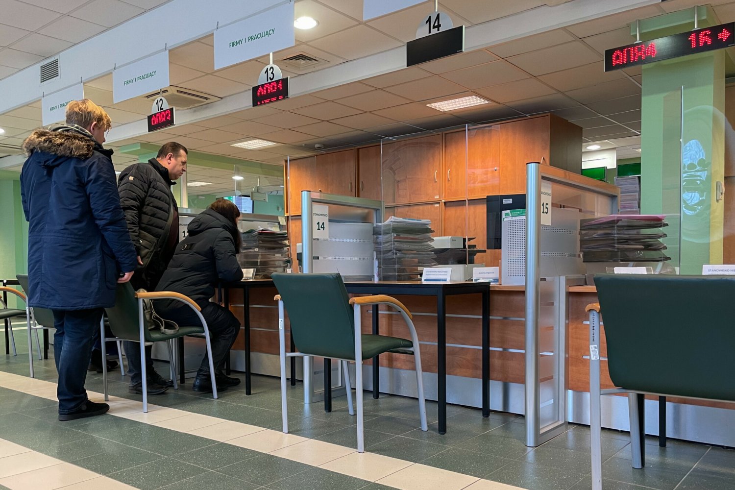 ZUS zwraca pieniądze po zmarłych bliskich. Gdzie złożyć wniosek?