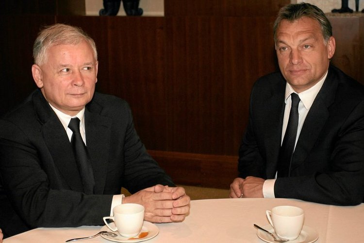 Viktor Orban zrobił "porządek" z mediami rękami węgierskich oligarchów. Czy tak też będzie w Polsce?