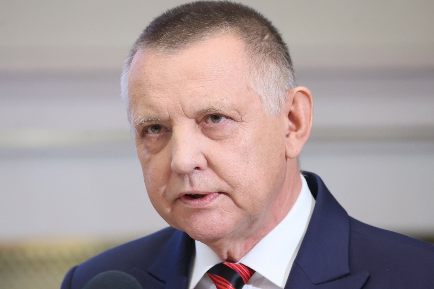 Banaś ws. kontrowersji dot. Lotosu. Ujawnił nowe informacje w tej kwestii.