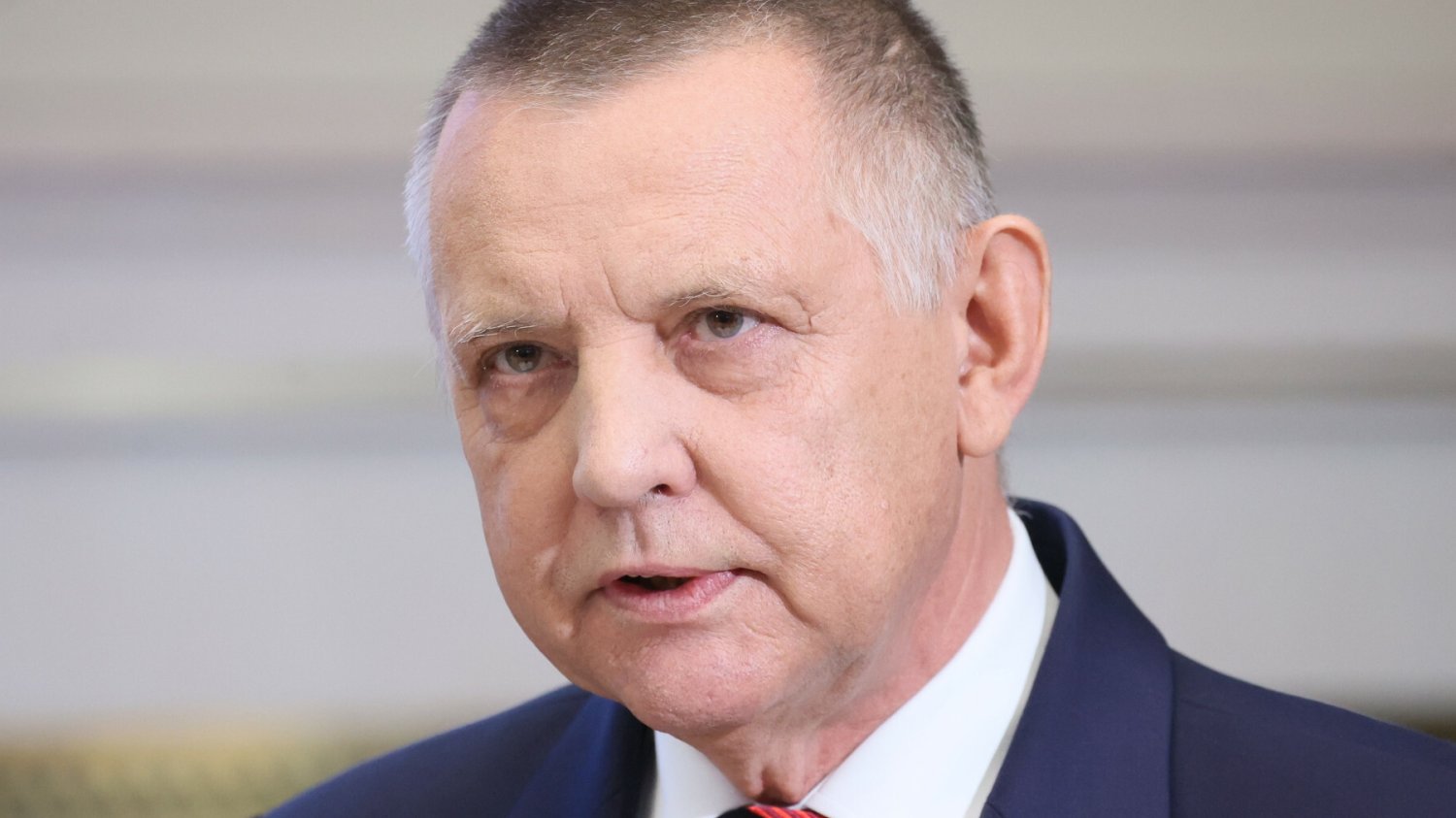 Banaś ws. kontrowersji dot. Lotosu. Ujawnił nowe informacje w tej kwestii.