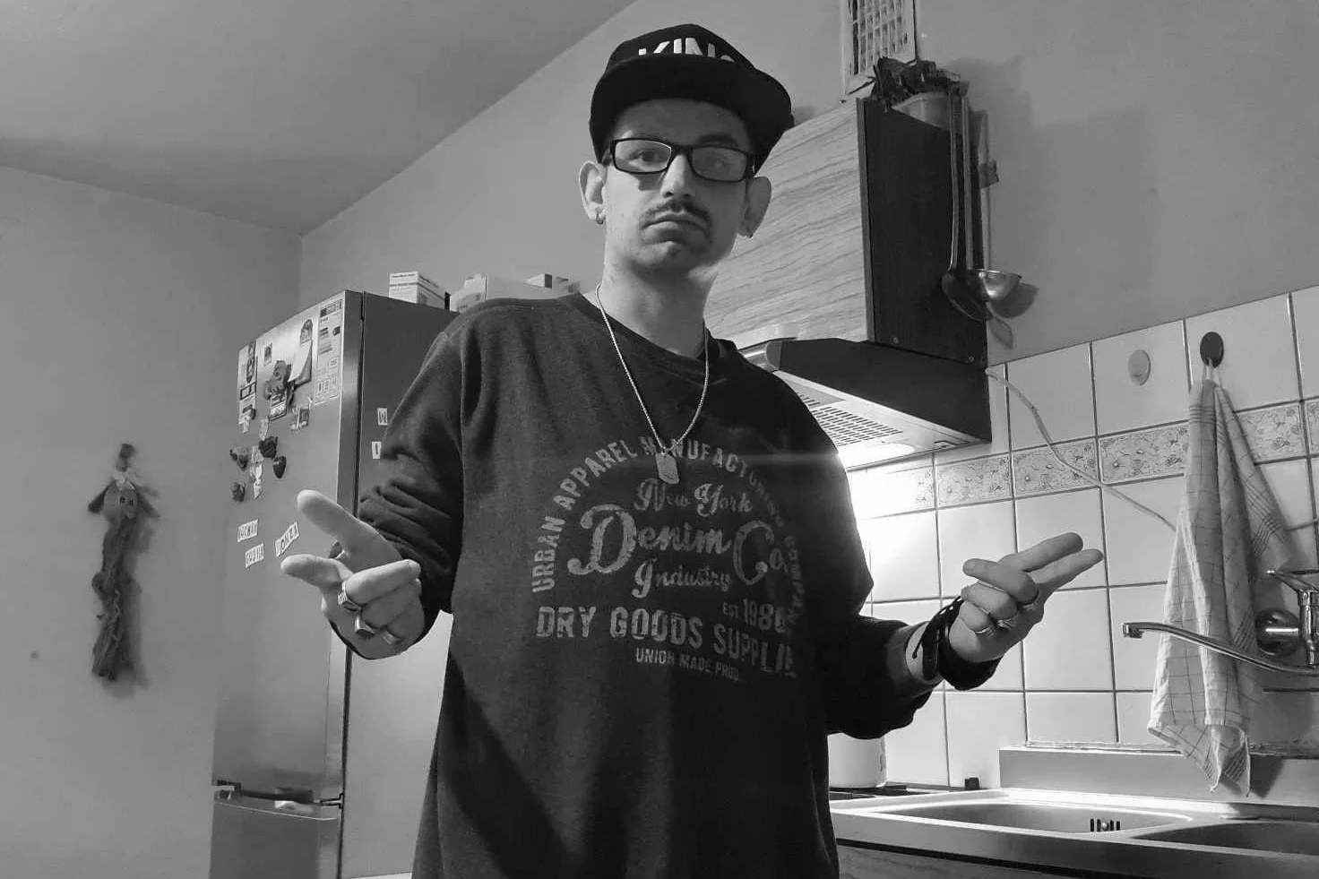 Na co zmarł Tiger Bonzo? Był legendą polskiego internetu Tiger Bonzo nie żyje. Na co chorował znany youtuber i raper?
