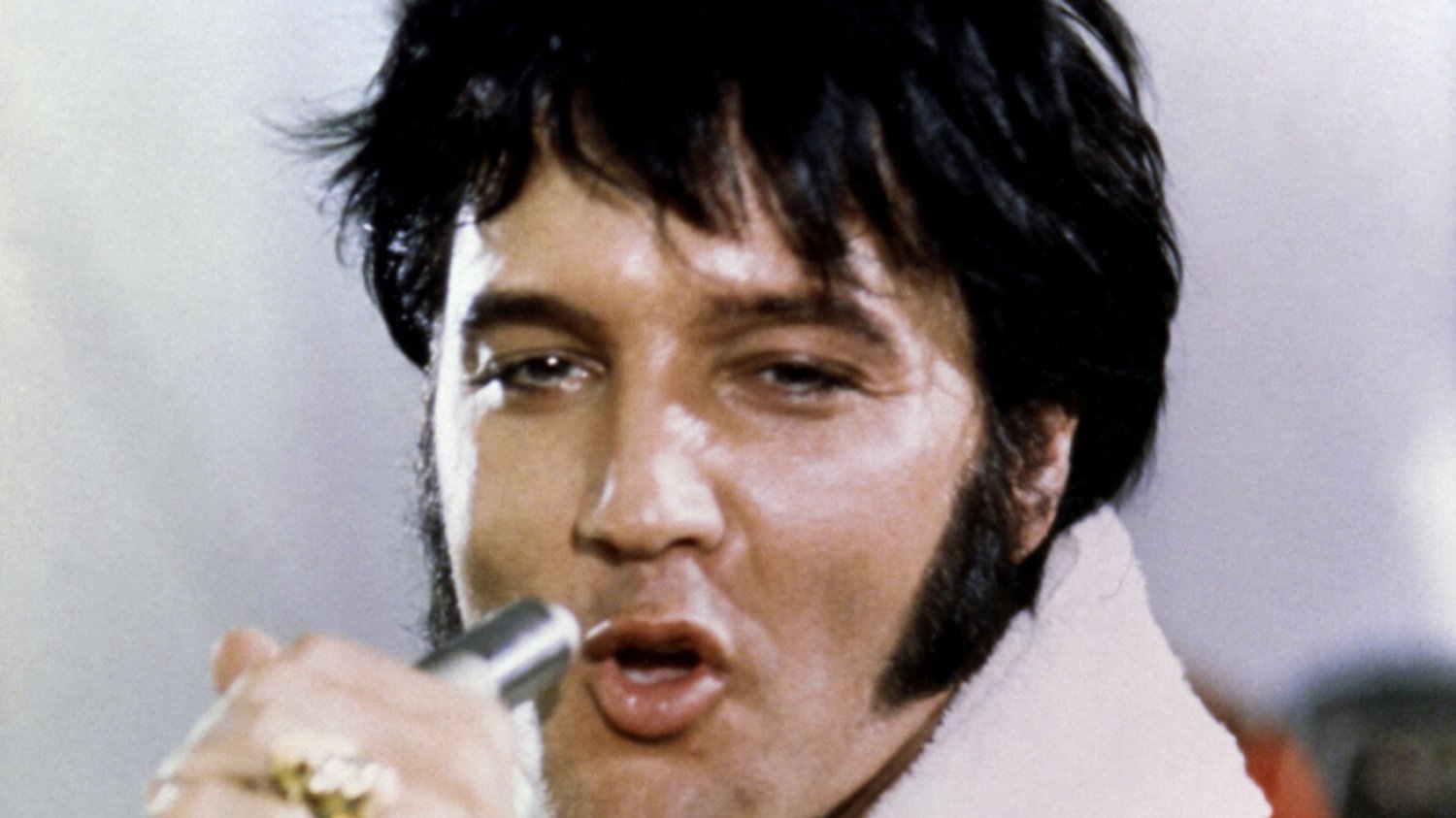 Elvis Presley miał obsesję na punkcie dziewictwa?