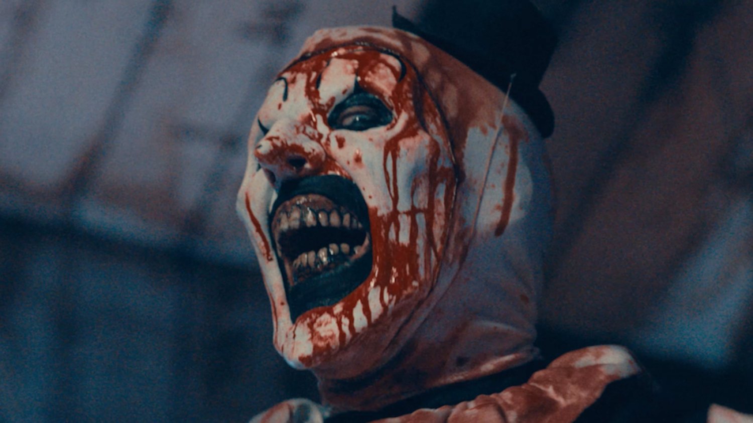 Ludzie mdleją i uciekają z seansów horroru "Terrifier 2".