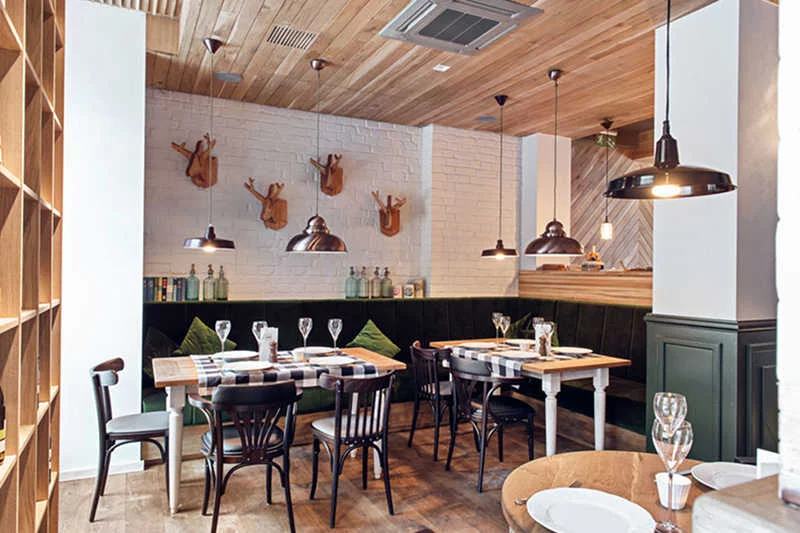 Niestandardowy design restauracji Althaus z Gdyni został doceniony na świecie.