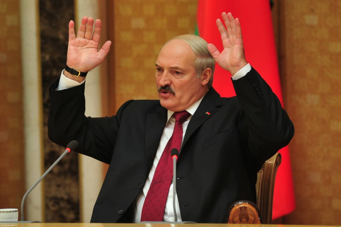 Łukaszenka niemiło zaskoczył Władimira Putina. Poboru do wojska nie będzie