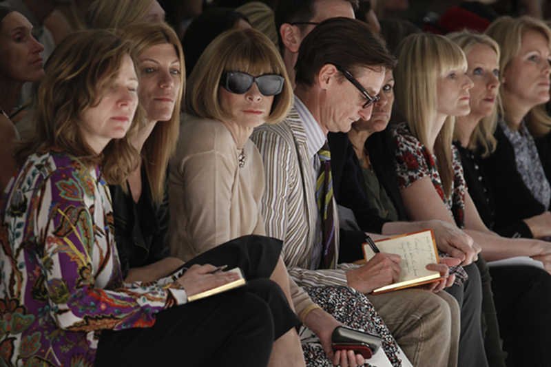 Anna Wintour ma nadal pozycję królowej świata mody.