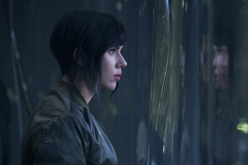 Scarlett Johansson w roli japońskiej agentki.