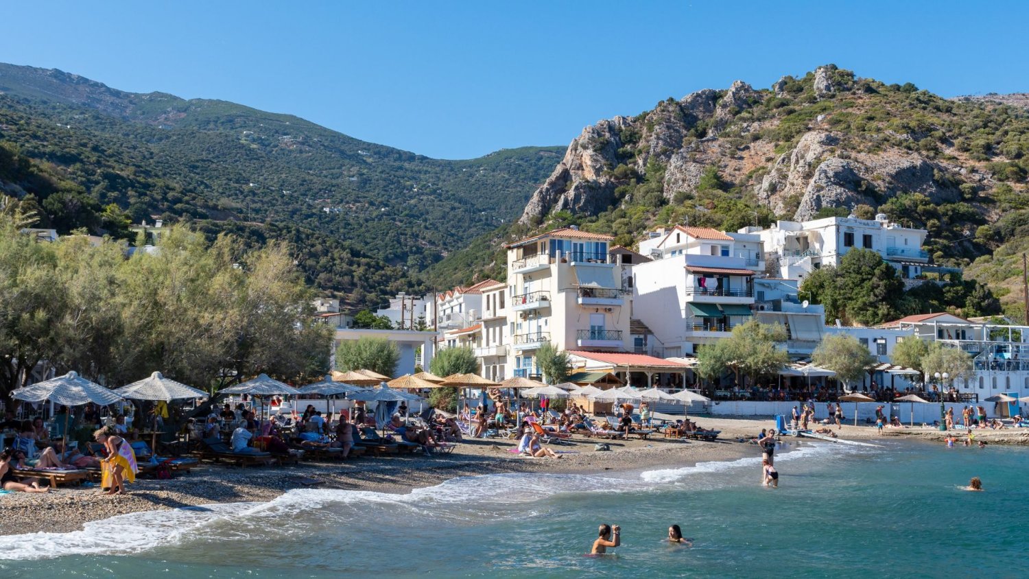 Nie tylko Rodos i Kreta. Tej wyspy w Grecji nie odkryli jeszcze turyści