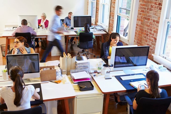 W Chorzowie szukają sekretarki od wszystkiego za 2000 zł...