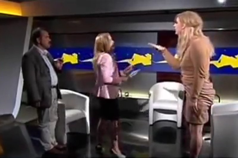 Transwestyta Rafalala zaatakował Artura Zawisze na antenie Polsat News, w programie "Tak czy Nie"