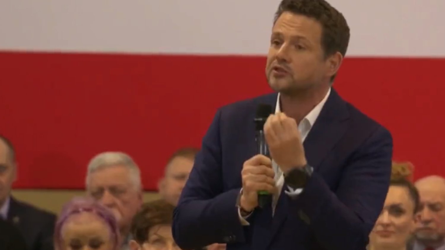 Rafał Trzaskowski podczas wystąpienia w Białej Podlaskiej