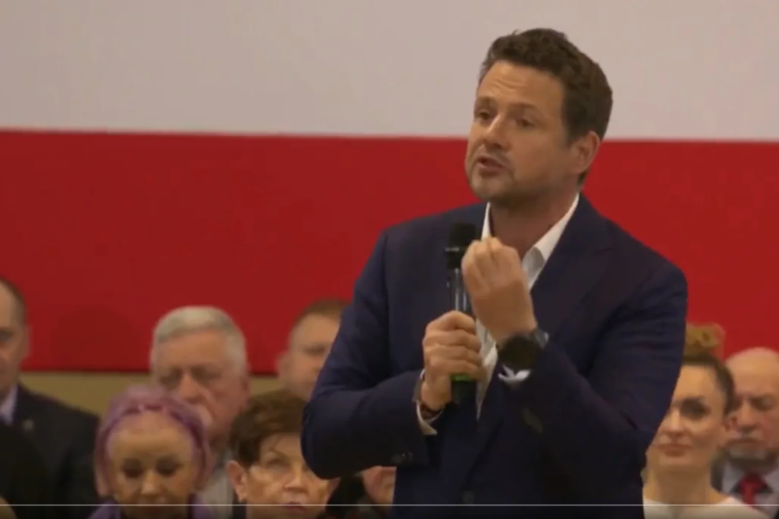 Rafał Trzaskowski podczas wystąpienia w Białej Podlaskiej