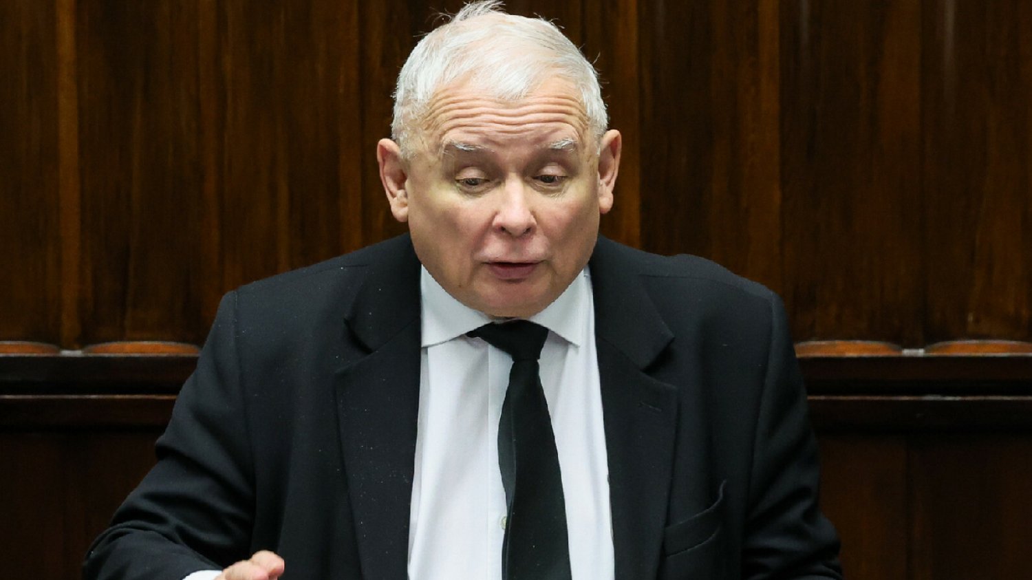 Sejm. Jarosław Kaczyński na mównicy. Zwrócił się do Kołodziejczaka.