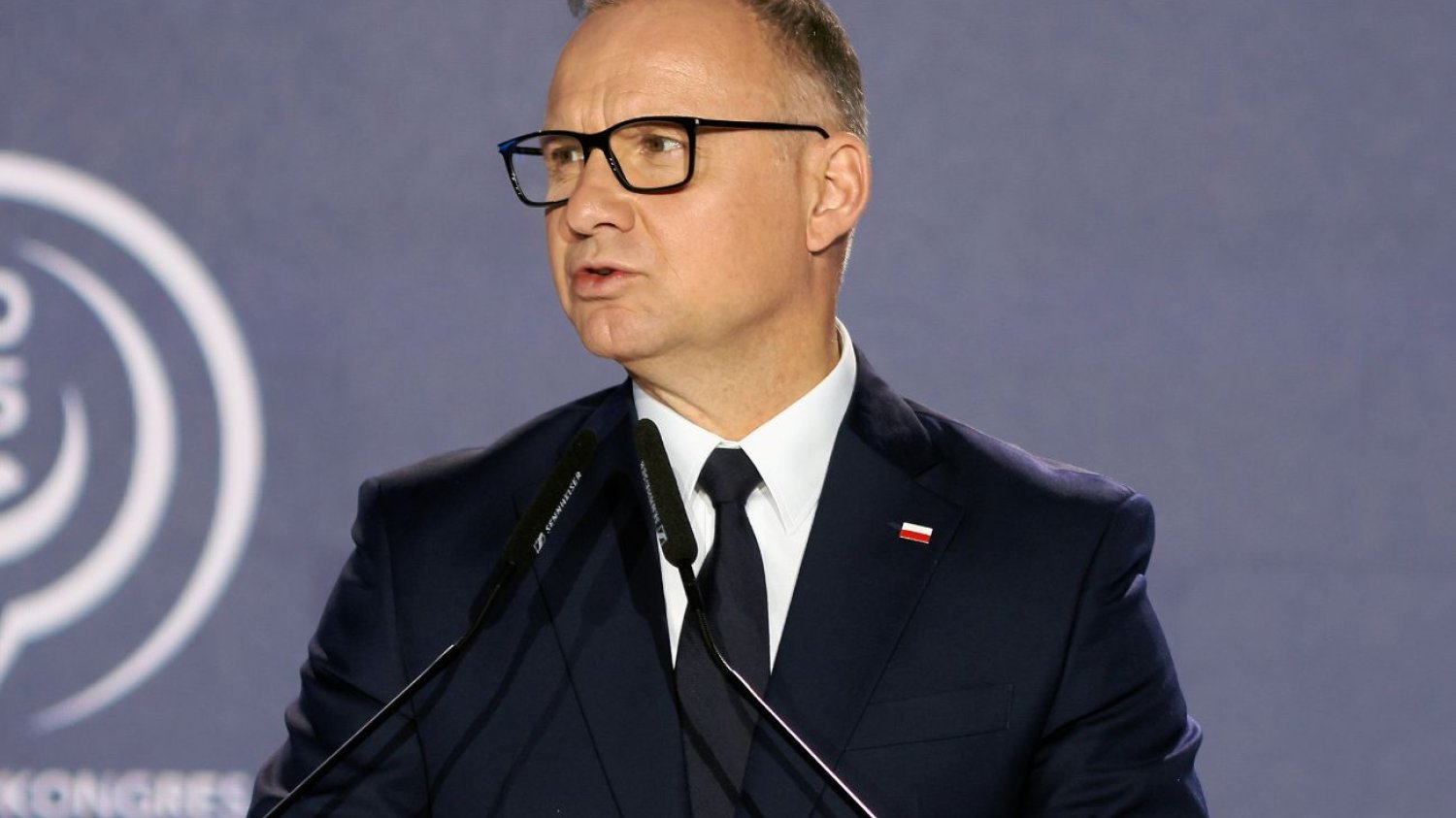 Andrzej Duda gratuluje Nawrockiemu. Wspomniał tez o Trzaskowskim. Duda pogratulował Nawrockiemu. Zwrócił się też do Trzaskowskiego.