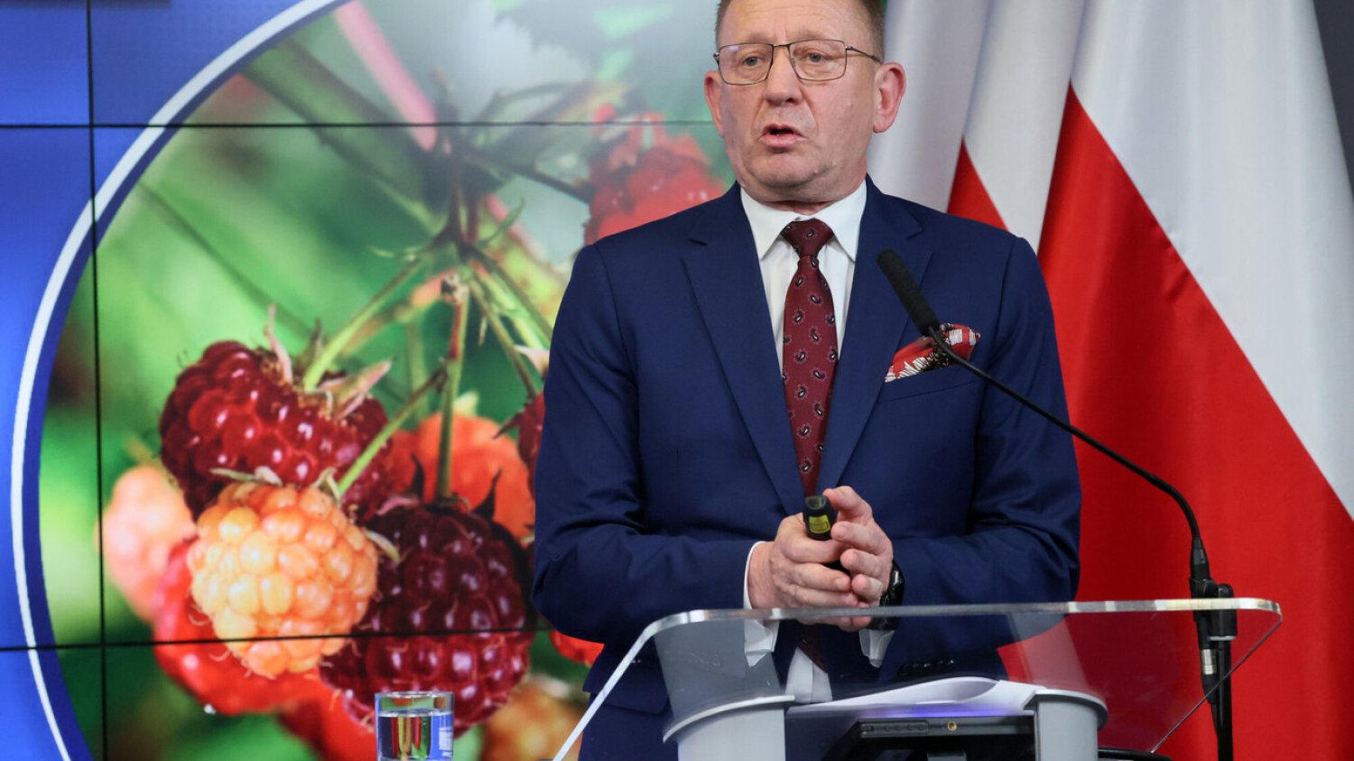 Ukraina nakłada embargo na polskie warzywa i owoce.