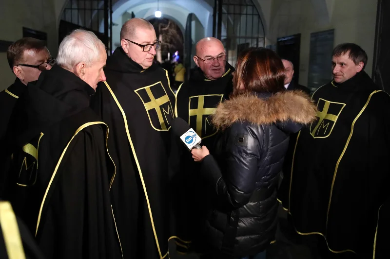 Rycerze JPII pozbyli się niechcianych mediów z uroczystości z okazji rocznicy śmierci Karola Wojtyły.