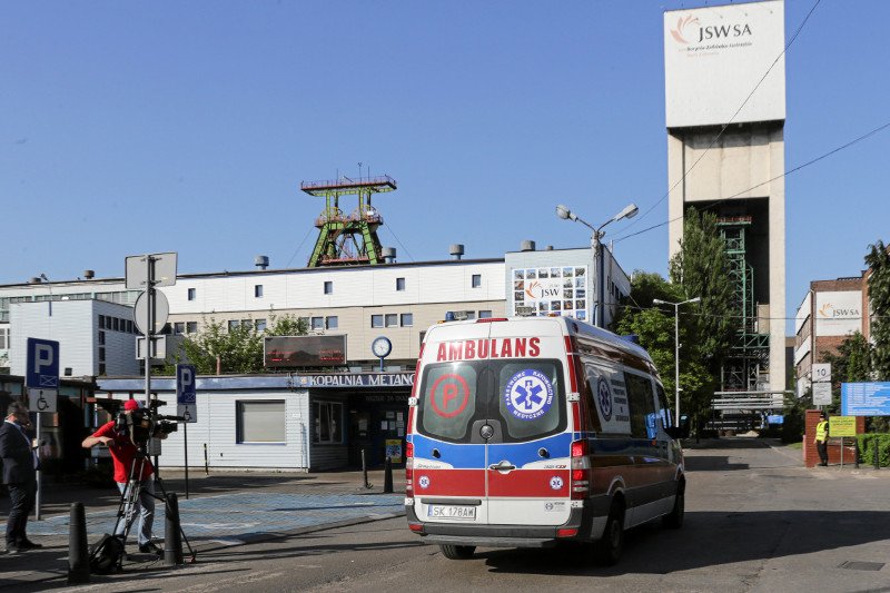 Ratownicy odnaleźli przy ciele jednego z górników pożegnalny liścik do żony