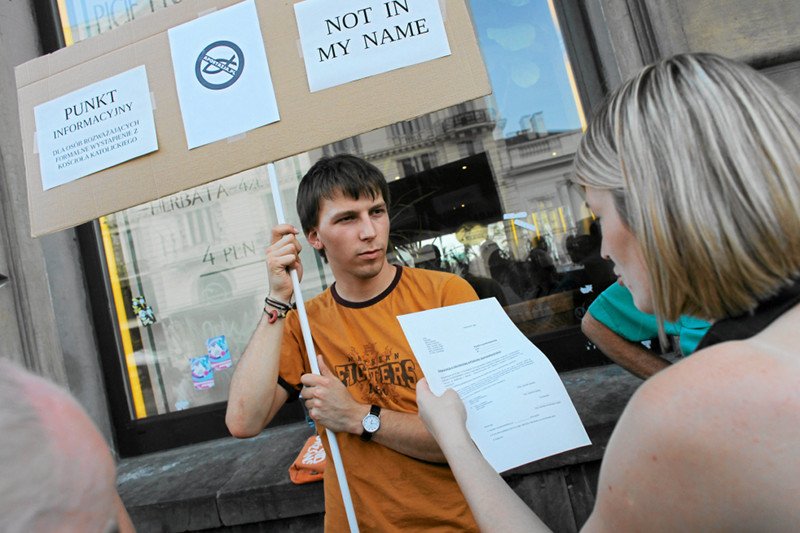 GIODO sprawdzi czy Kościół nie przetwarza danych apostatów.
