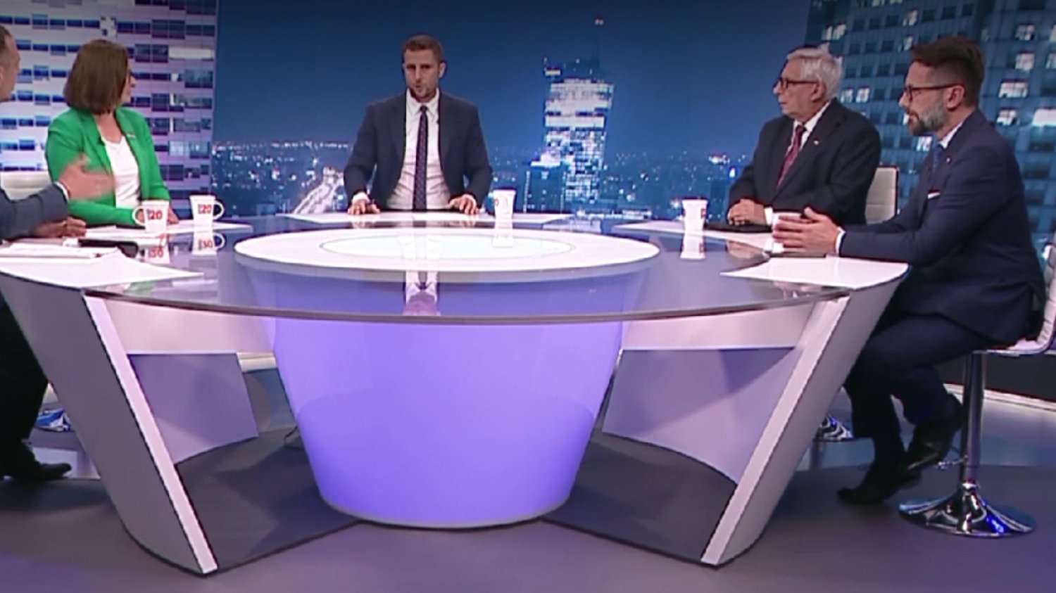 Awantura w studiu TVP Info. "Szczujecie Polaków Niemcami"