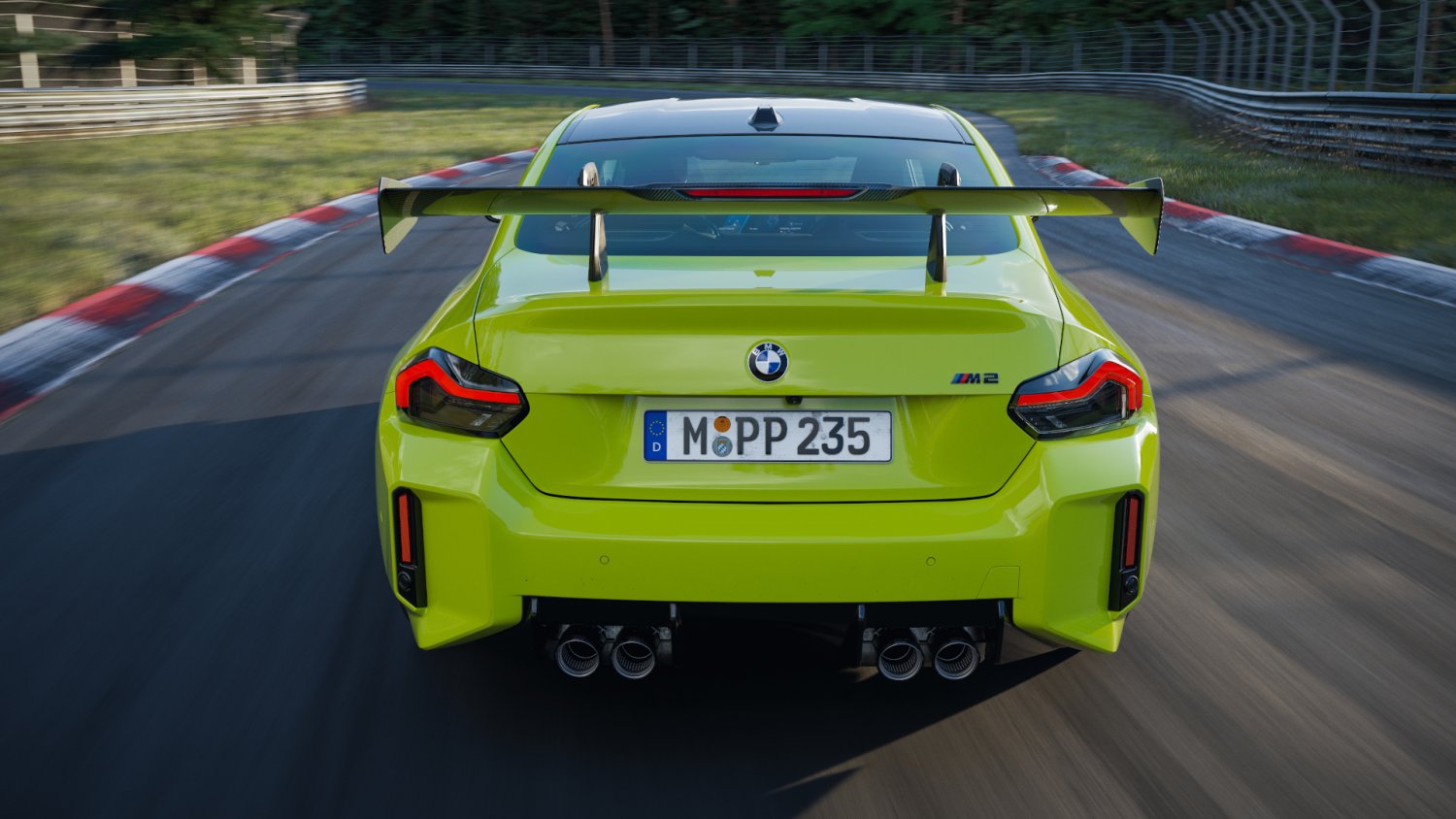 BMW M2 właśnie dostało skrzydło. Ale jak nie masz głębokiego portfela, to sobie nie polatasz