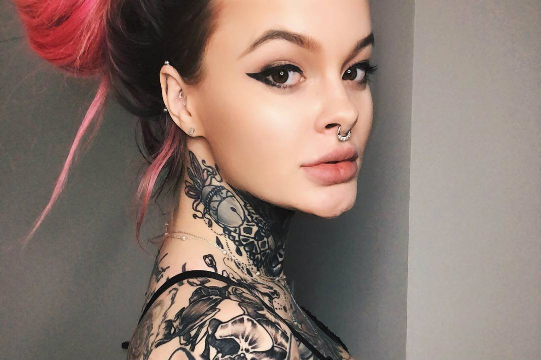 Monika Miller po śmierci ojca otrzymuje nienawistne komentarze. Postanowiła, że wreszcie na nie odpowie.