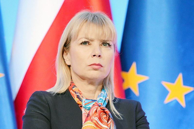Polska komisarz Elżbieta Bieńkowska nie pozostawia wątpliwości, że Unia Europejska stanowczo odpowie na działania PiS w Polsce.
