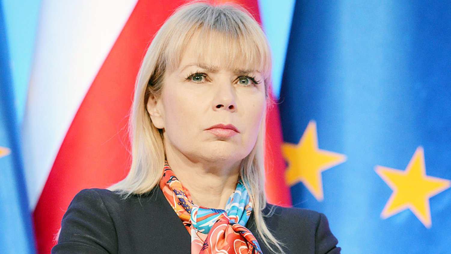 Polska komisarz Elżbieta Bieńkowska nie pozostawia wątpliwości, że Unia Europejska stanowczo odpowie na działania PiS w Polsce.