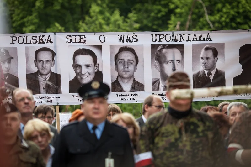 Podczas ekshumacji na tzw. Łączce wydobyto szczątki należące do prawie 200 ofiar komunizmu.