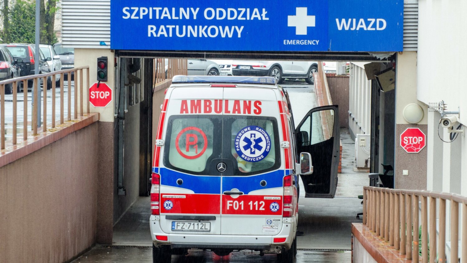 Zespoły ratunkowe z karetek pogotowia w ubiegłym roku pomogły 3,1 mln pacjentów.