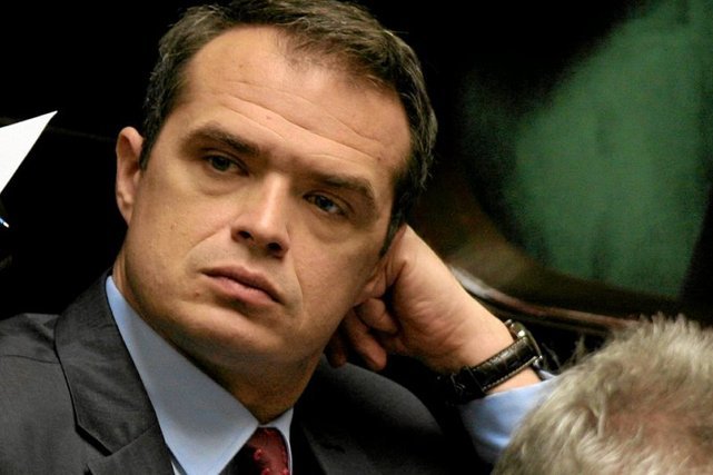 Minister transportu Sławomir Nowak ostrzega przed strajkiem kolejarzy