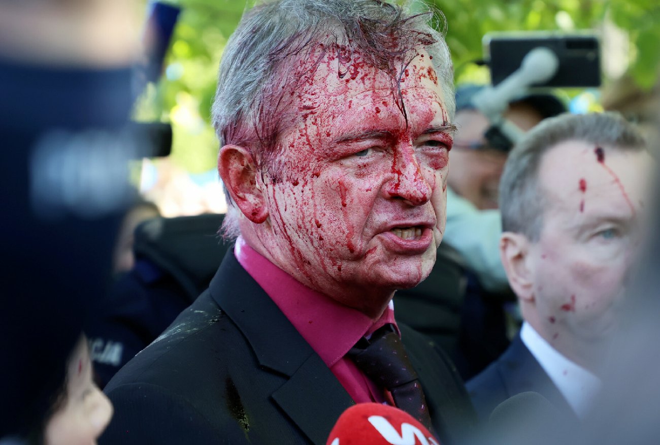 Decyzja Rosji po ataku na Siergieja Adriejewa. "Nie zamkniemy placówek"