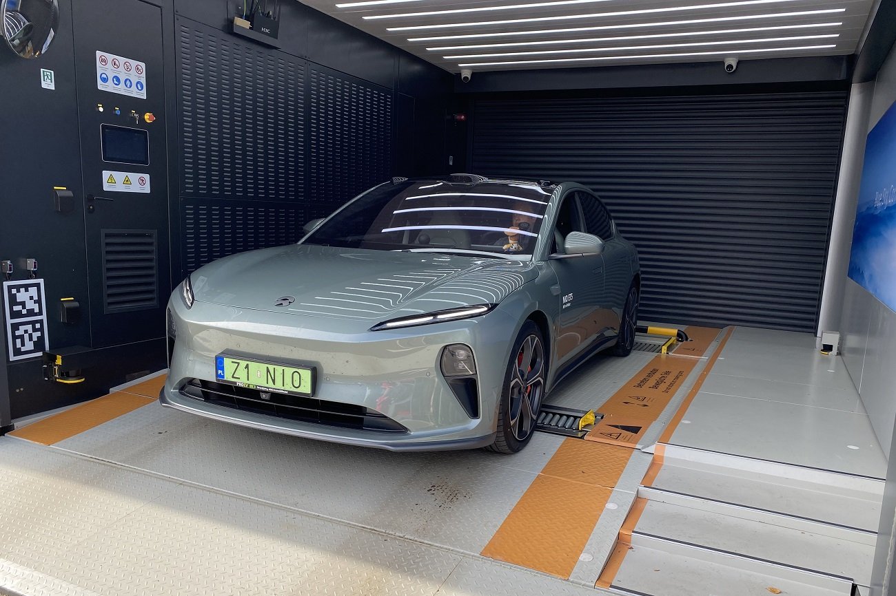 Od początków elektromobilności pojawiają się pomysły, aby baterii nie ładować a po prostu wymienić na taką, która jest pełna energii