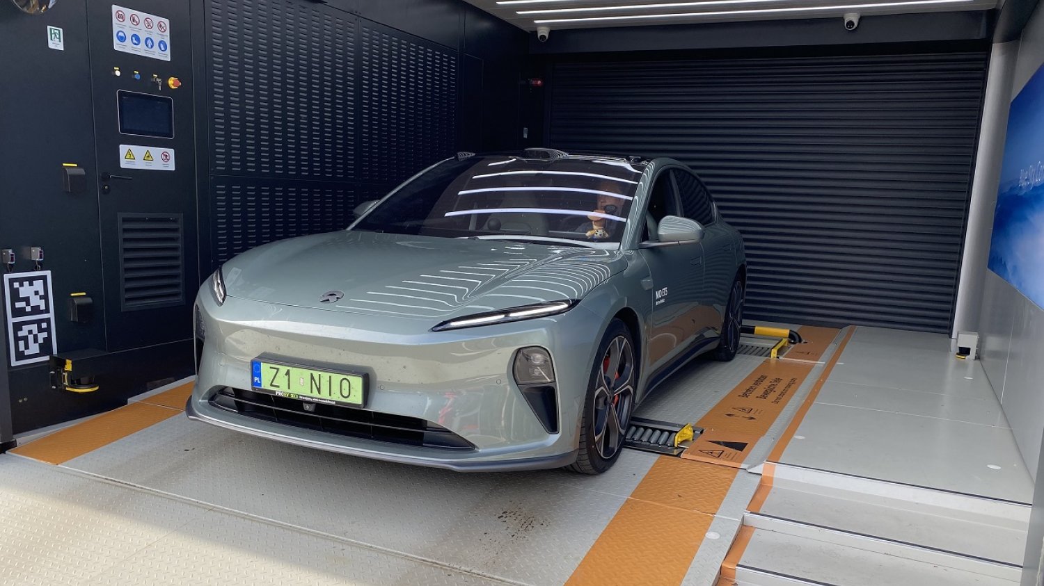 Od początków elektromobilności pojawiają się pomysły, aby baterii nie ładować a po prostu wymienić na taką, która jest pełna energii