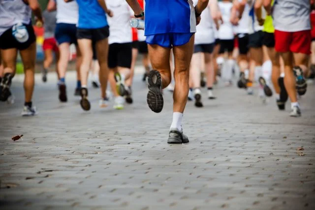 200 osób pobiegnie wzdłuż trasy 36. Maratonu Warszawskiego, żeby zaprotestować przeciw "dyktaturze runnerów".