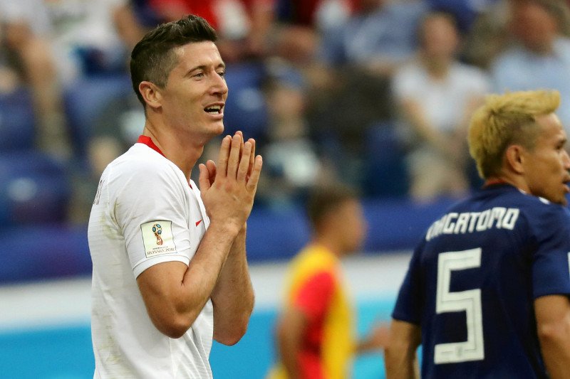 Robert Lewandowski oddał jedynie dziewięć strzałów na bramkę rywali podczas trzech meczów na MŚ.