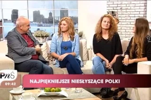 Fragment programu "Pytanie na Śniadanie" (TVP2), w którym wyemitowano reportaż z konkursu Miss Niesłyszących Polski
