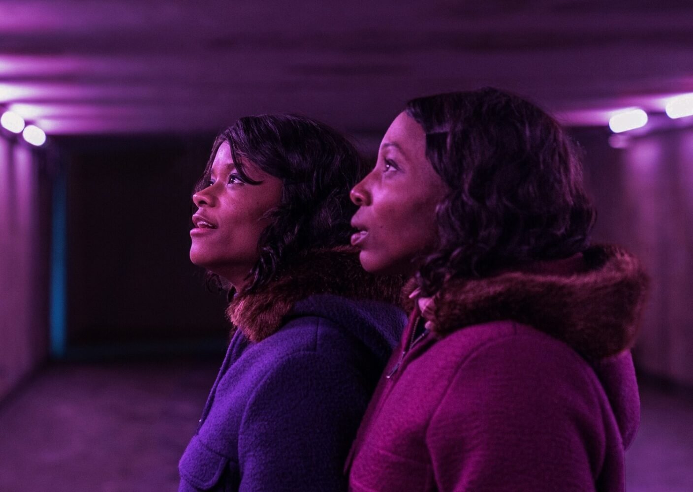 Letitia Wright i Tamara Lawrance w filmie The Silent Twins