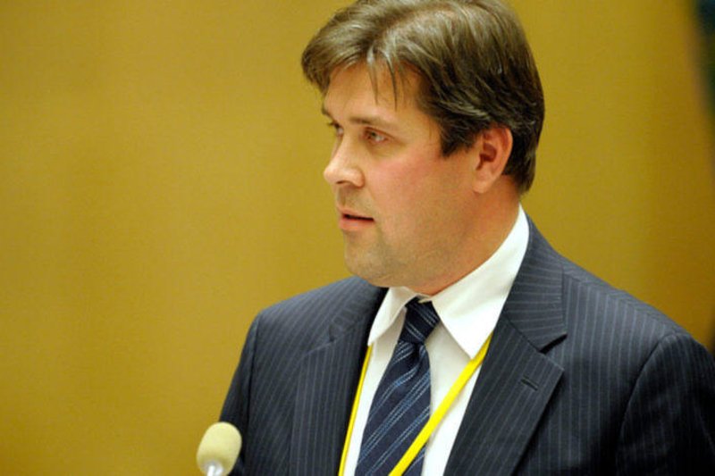 Premier może stracić stanowisko, a islandzka scena polityczna może doczekać się kolejnych wyborów. Wszystko z powodu listu poręczającego w sprawie pedofila.