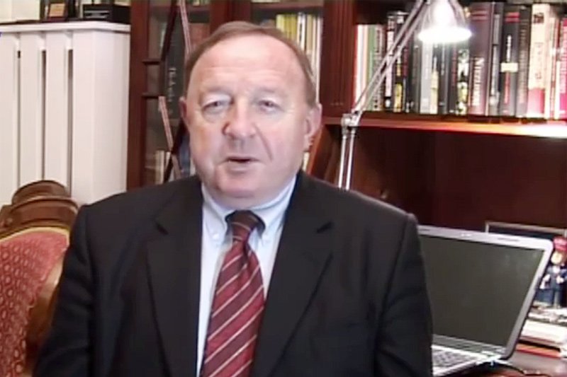 Prawicowy publicysta Stanisław Michalkiewicz wzywa do ataków na posłankę opozycji Joannę Scheuring-Wielgus.