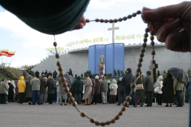 Polacy będą się modlić na różańcu wzdłuż całej granicy.