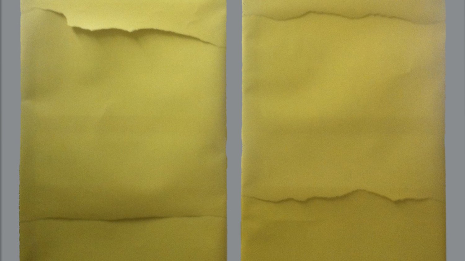 ŻÓLTE OBRAZY (AGRESJA) / YELLOW PICTURES (AGRESSION), 1999-2014, 5 obrazów akustycznych, 200 x 75 cm, papier ścierny, audio nagranie (polski, angielski, francuski, niemiecki, rosyjski), 2 min, pętla
