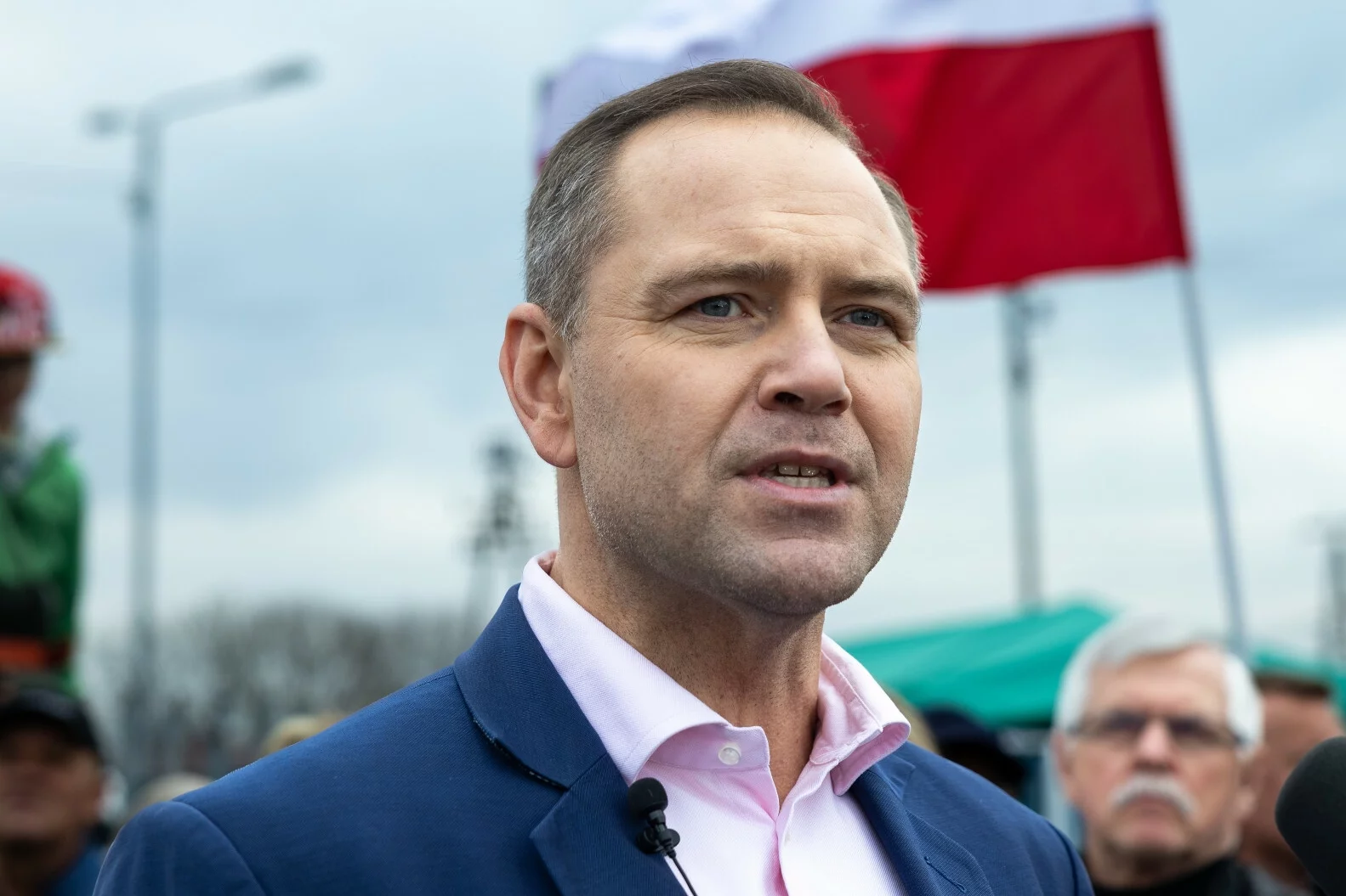 Ile mieszkań ma Karol Nawrocki?